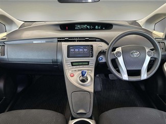 2013 Toyota Prius - Thumbnail