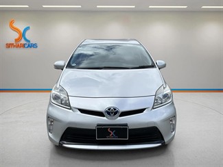 2013 Toyota Prius - Thumbnail