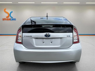 2013 Toyota Prius - Thumbnail