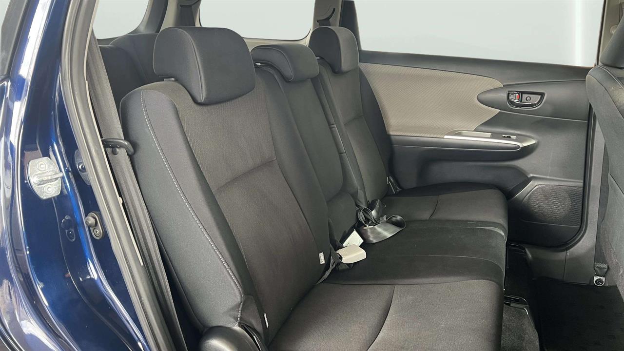 2010 Toyota WISH