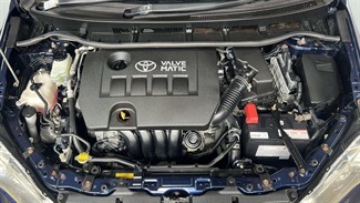 2010 Toyota WISH - Thumbnail