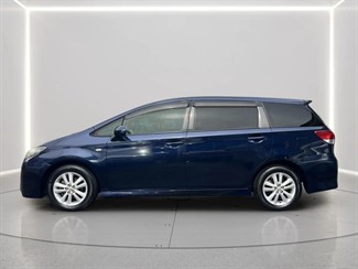 2010 Toyota WISH - Thumbnail