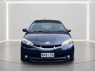 2010 Toyota WISH - Thumbnail