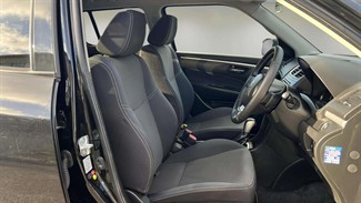 2015 Suzuki SWIFT - Thumbnail