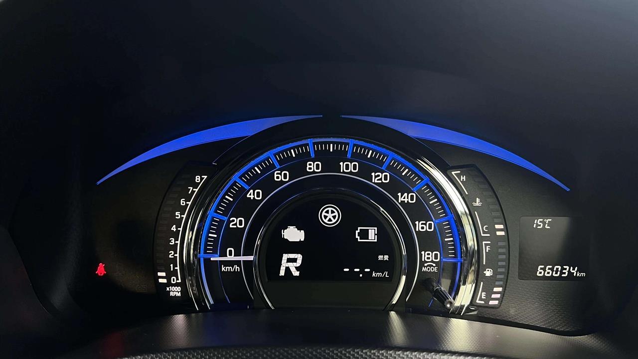 2015 Suzuki SWIFT