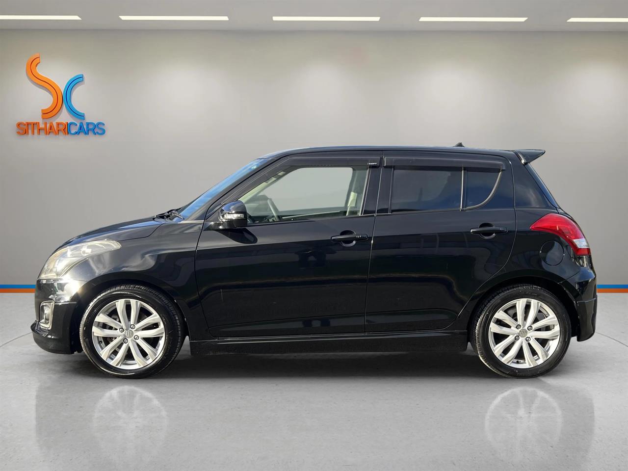 2015 Suzuki SWIFT