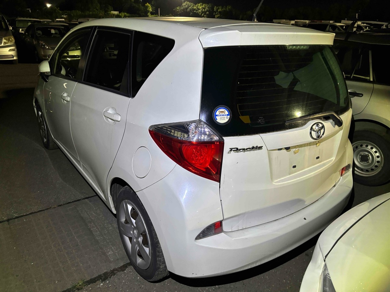 2013 Toyota Ractis