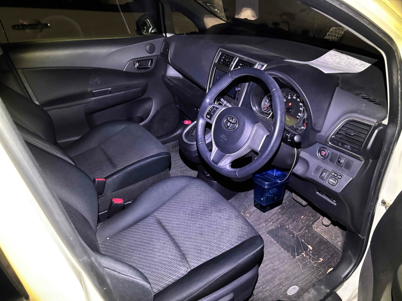 2013 Toyota Ractis