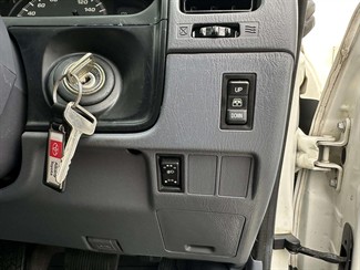 1998 Toyota Hilux - Thumbnail