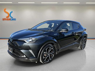 2017 Toyota C-HR - Thumbnail