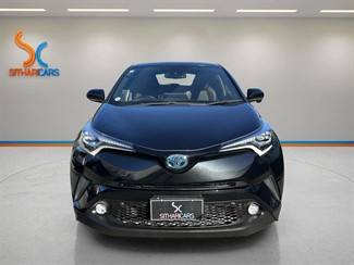 2017 Toyota C-HR - Thumbnail