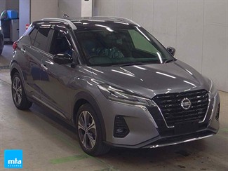 2020 Nissan Kicks - Thumbnail