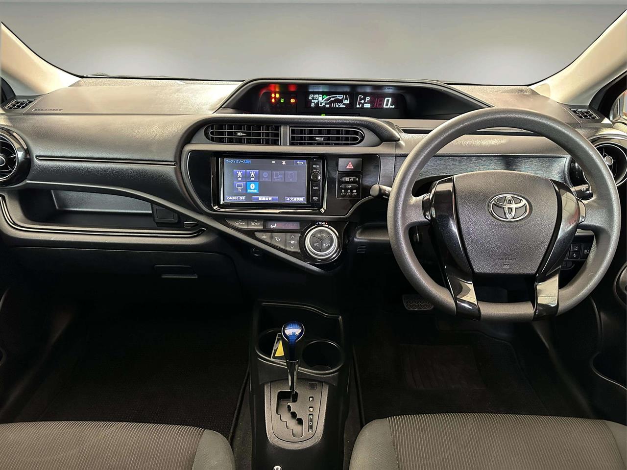 2016 Toyota AQUA