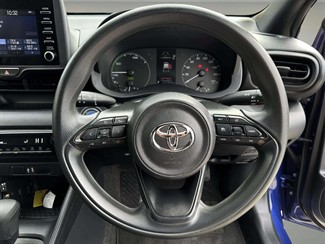 2021 Toyota Yaris - Thumbnail