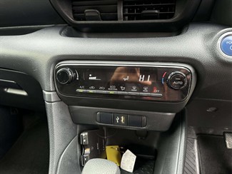 2021 Toyota Yaris - Thumbnail
