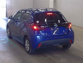 2021 Toyota YARIS HYBRID - Thumbnail