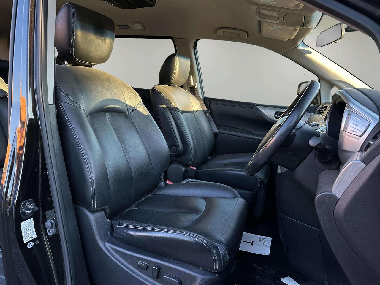 2014 Nissan Elgrand