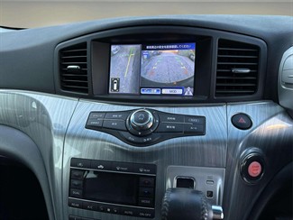 2014 Nissan Elgrand - Thumbnail
