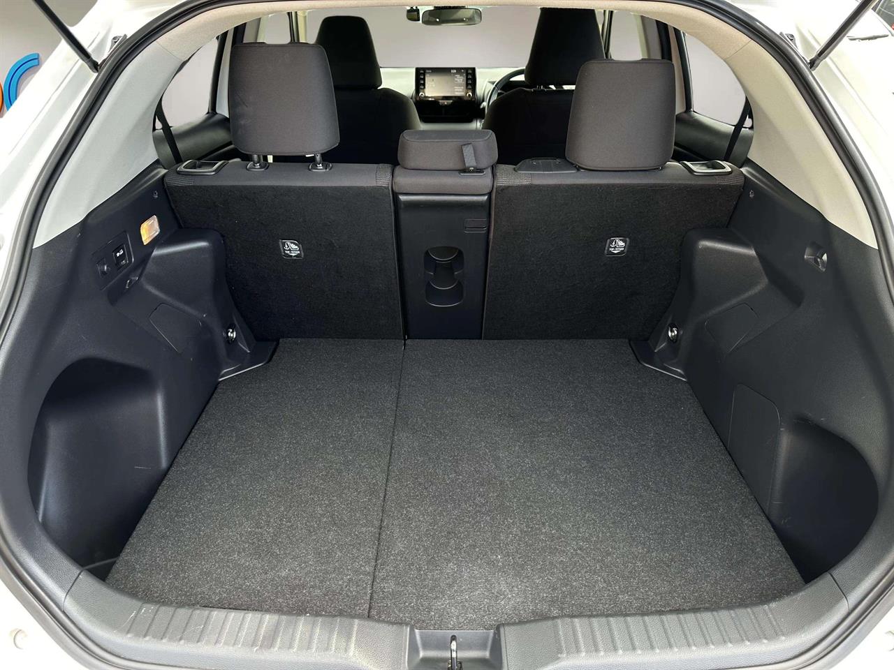 2021 Toyota YARIS CROSS
