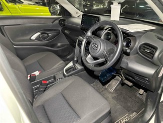 2021 Toyota YARIS CROSS - Thumbnail