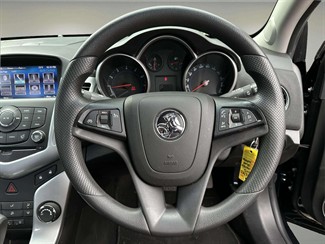 2013 Holden Cruze - Thumbnail