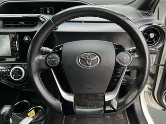 2017 Toyota AQUA - Thumbnail