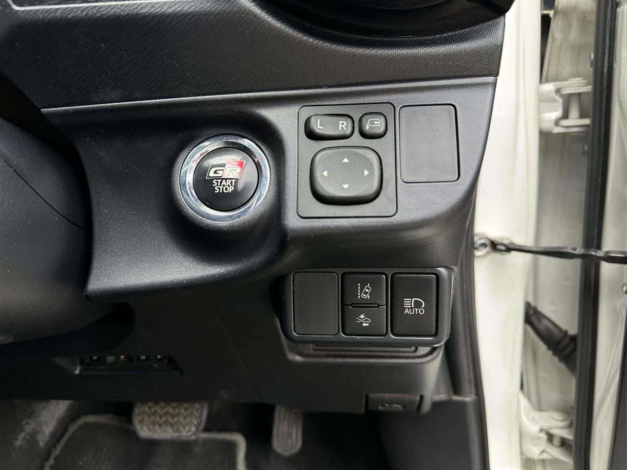 2017 Toyota AQUA