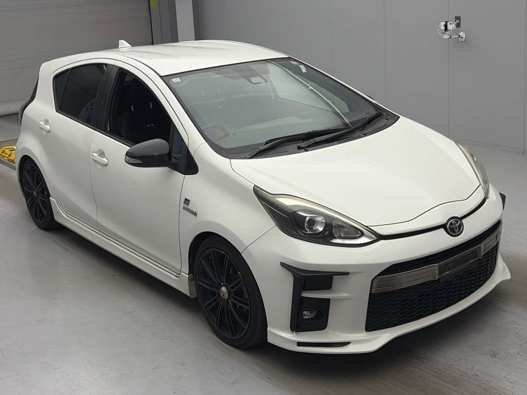 2017 Toyota AQUA