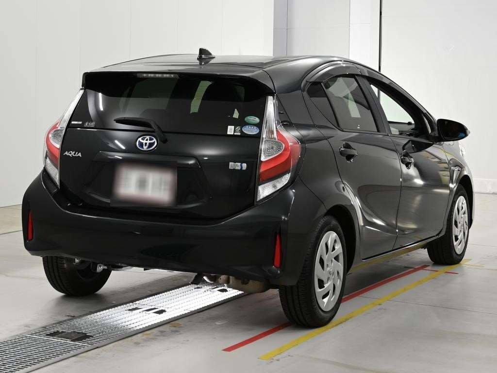 2017 Toyota AQUA