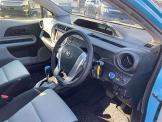 2013 Toyota AQUA - Thumbnail