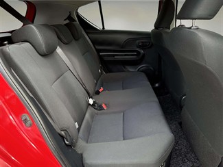 2015 Toyota AQUA - Thumbnail
