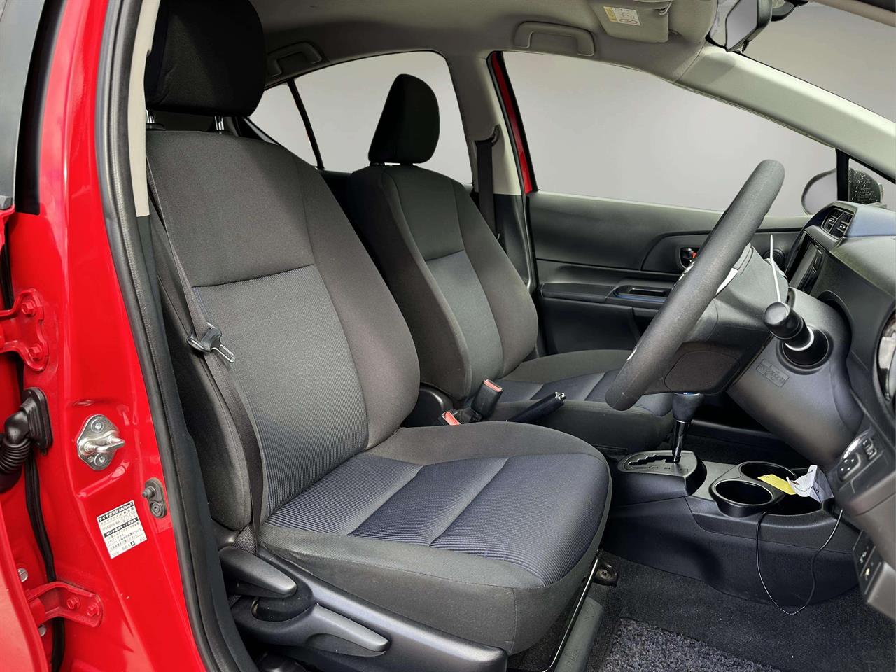 2015 Toyota AQUA