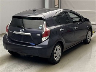 2015 Toyota AQUA - Thumbnail