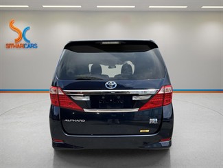 2013 Toyota Alphard - Thumbnail