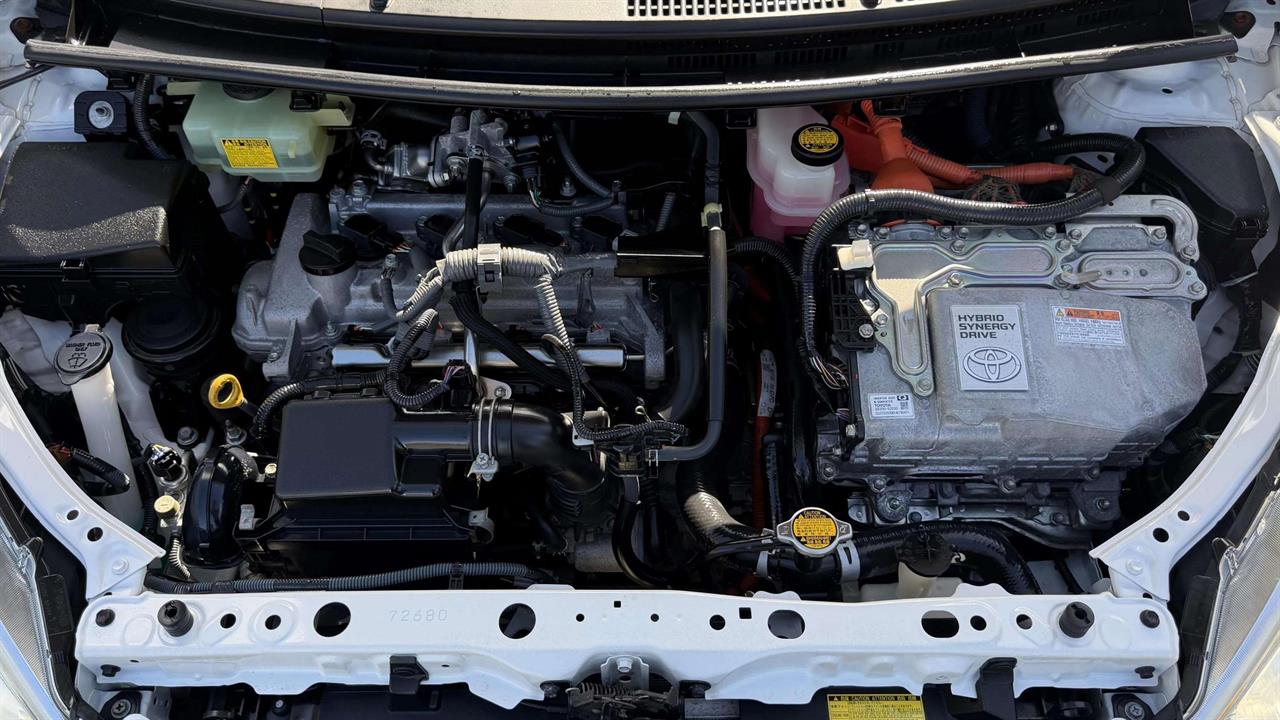 2014 Toyota AQUA