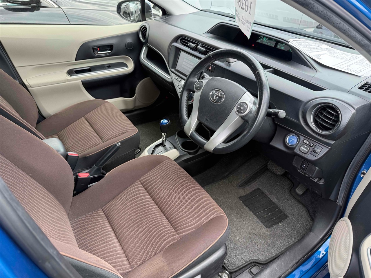 2013 Toyota AQUA