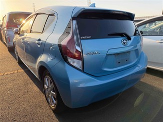 2015 Toyota AQUA - Thumbnail