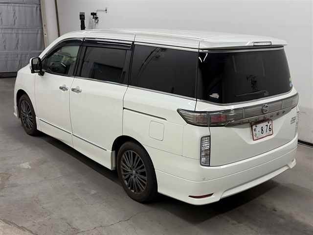 2017 Nissan Elgrand