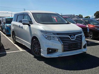 2017 Nissan Elgrand - Thumbnail