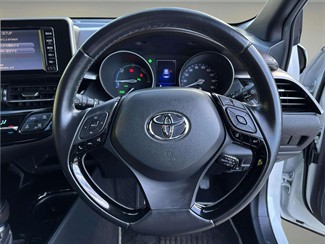 2018 Toyota C-HR - Thumbnail