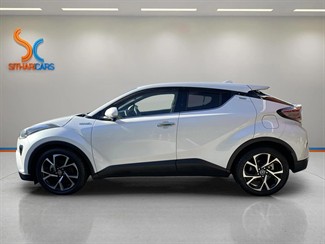 2018 Toyota C-HR - Thumbnail