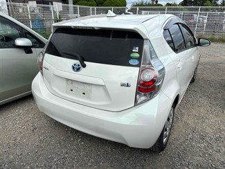 2014 Toyota AQUA - Thumbnail