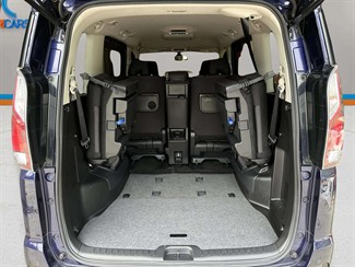 2019 Nissan Serena - Thumbnail