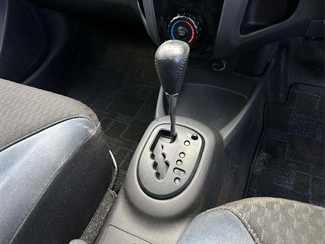 2007 Toyota Vitz - Thumbnail