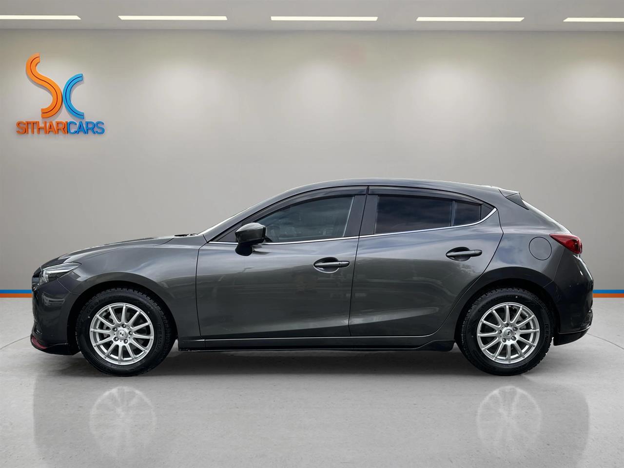 2018 Mazda Axela