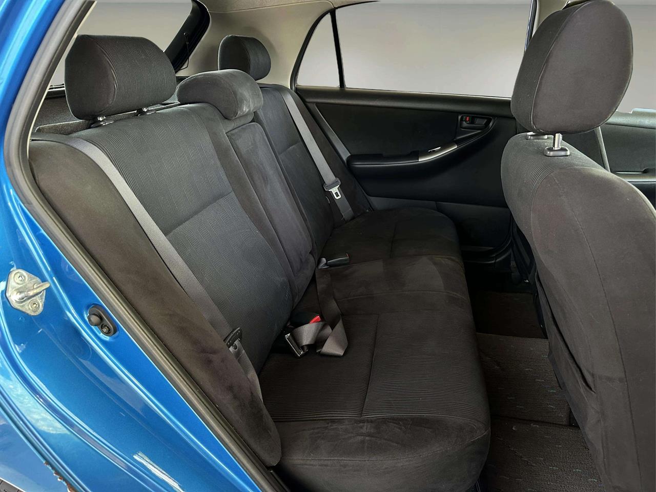 2004 Toyota Corolla