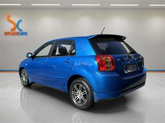 2004 Toyota Corolla - Thumbnail