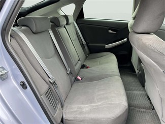 2010 Toyota Prius - Thumbnail