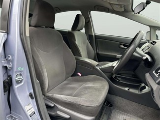 2010 Toyota Prius - Thumbnail