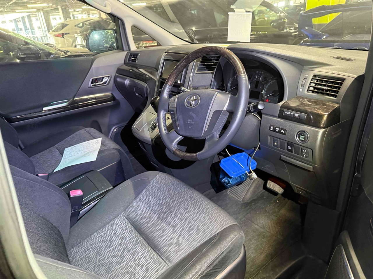 2012 Toyota VELLFIRE